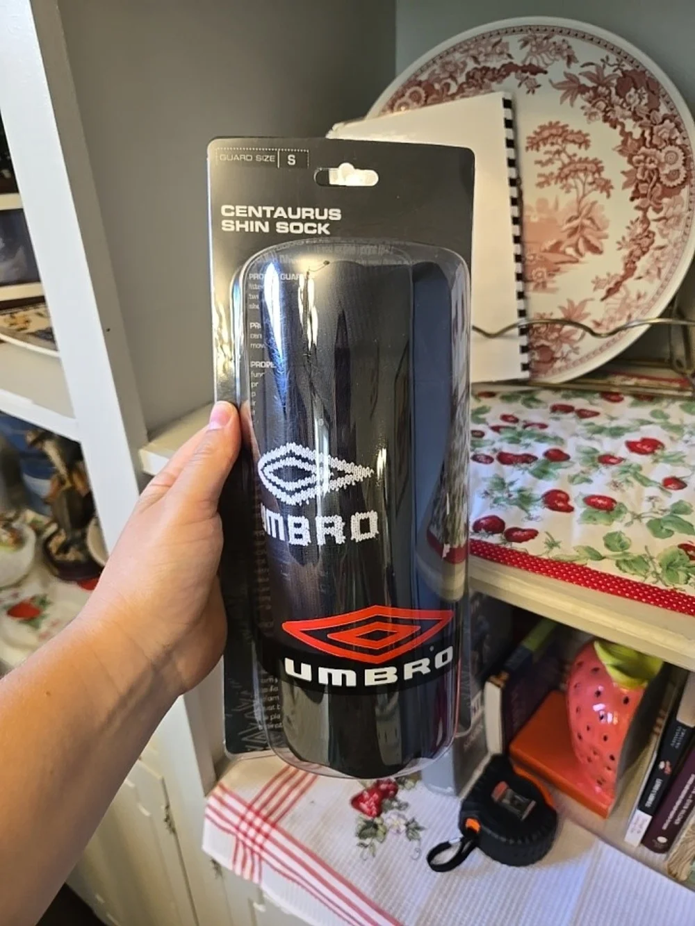 New Umbro Centaurus Shin Socks- Black Size Small